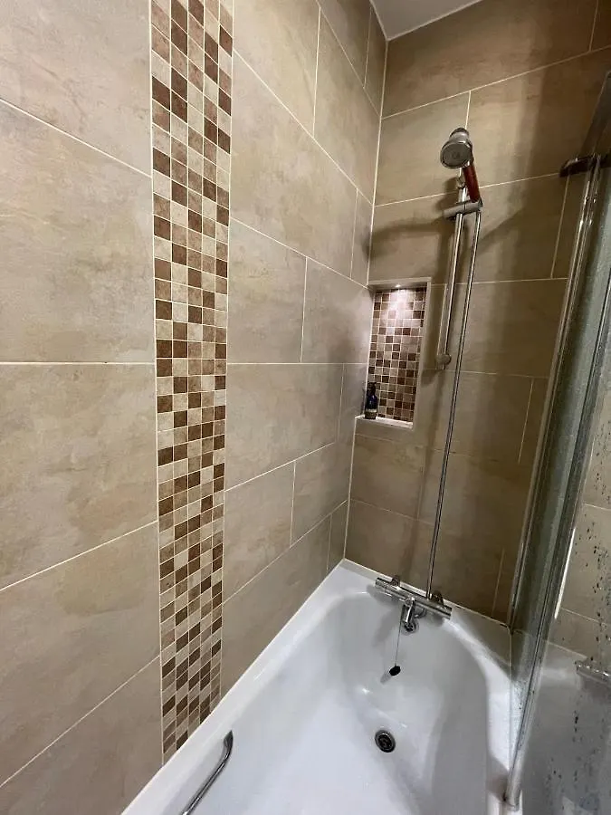 公寓 伦敦Chic Victorian Flat In Private Estate - Mile End!公寓